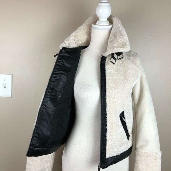 NWOT. Romeo & Juliet Couture Moto Jacket. Size M. - Picture 5 of 8